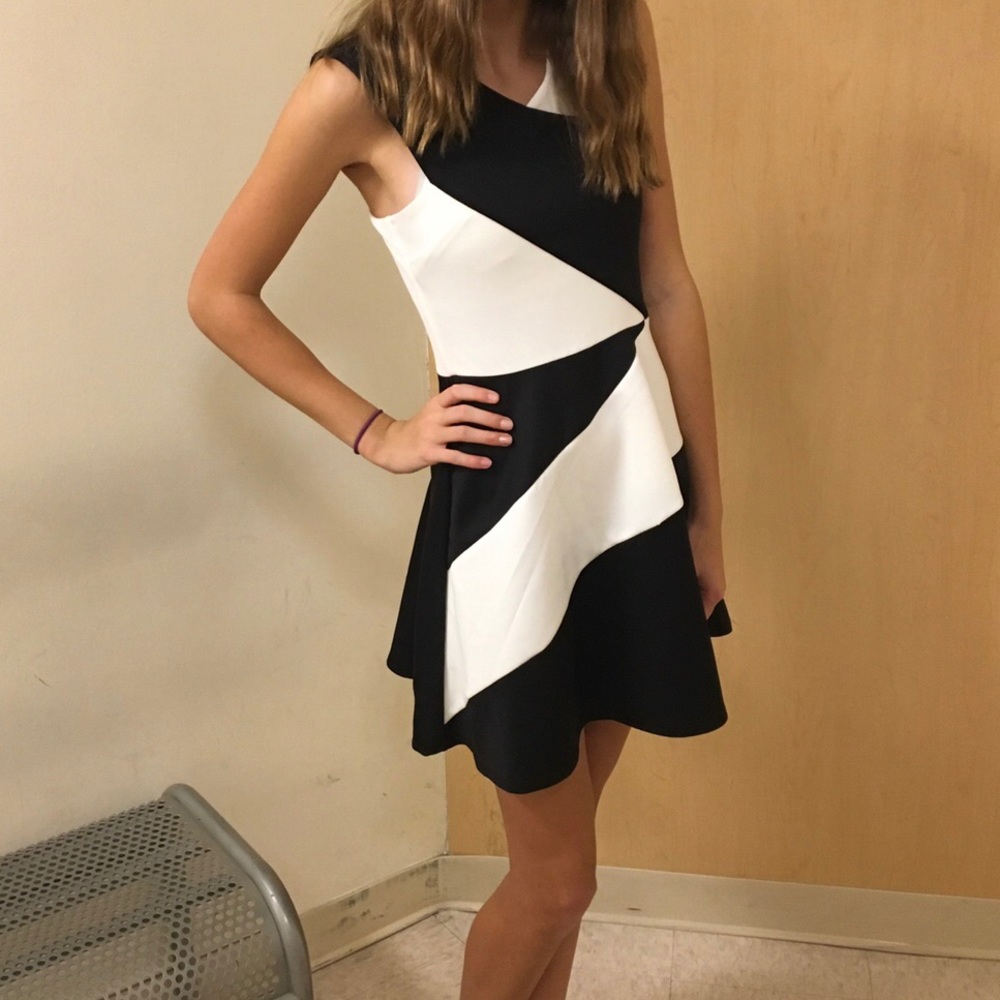 Juniors black and white mini dress